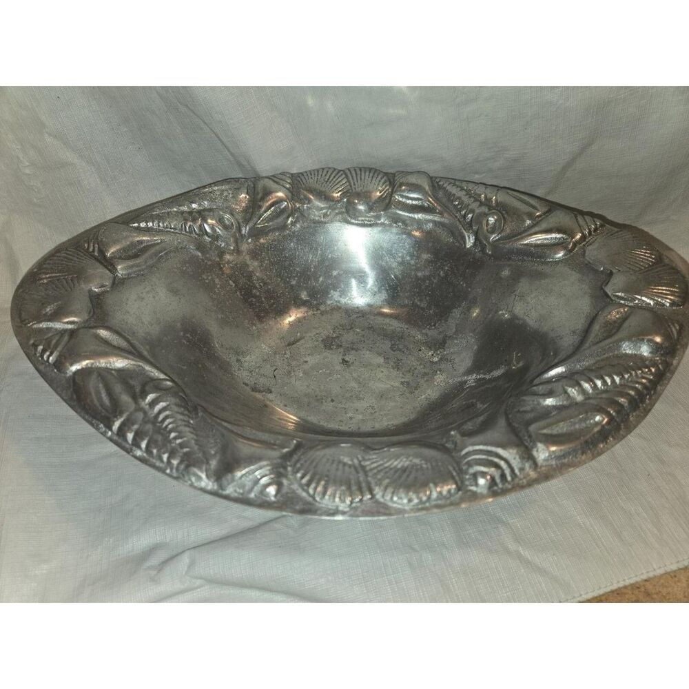 Unbranded Silver Dinnerware
